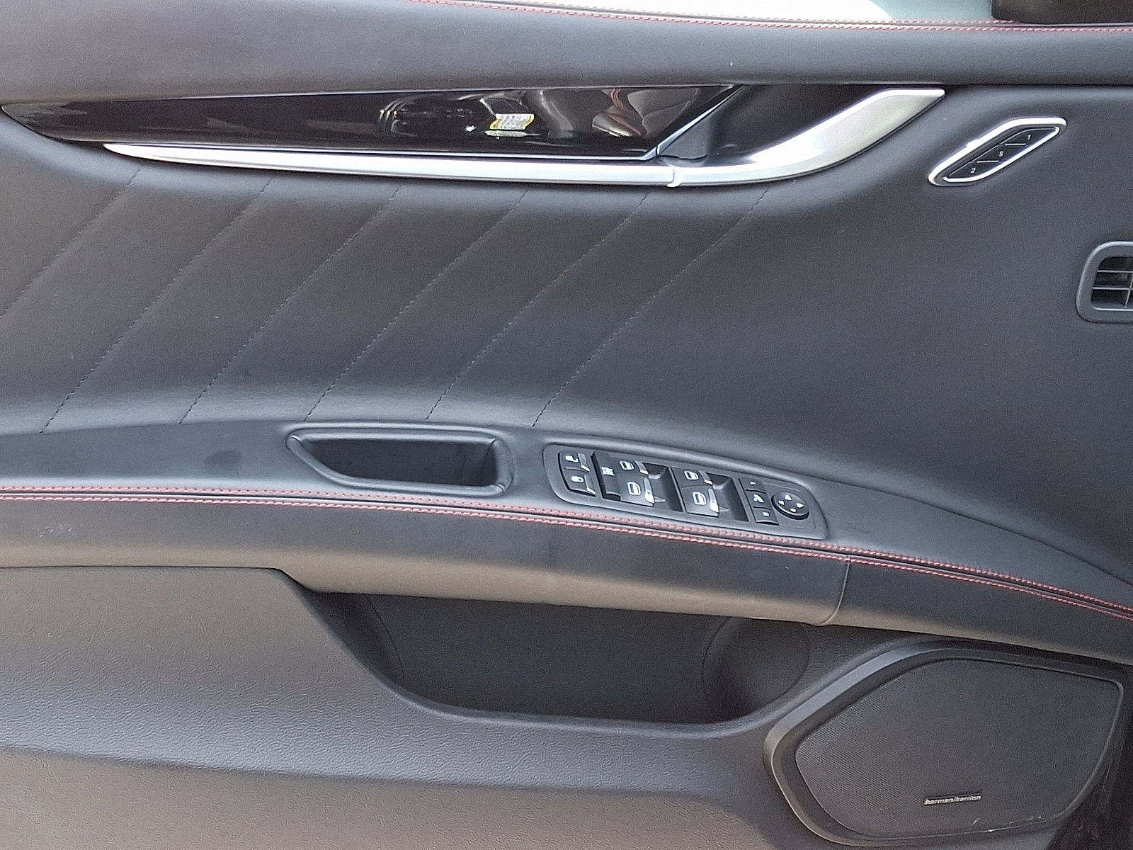 2022 Maserati Ghibli Modena - Photo 12