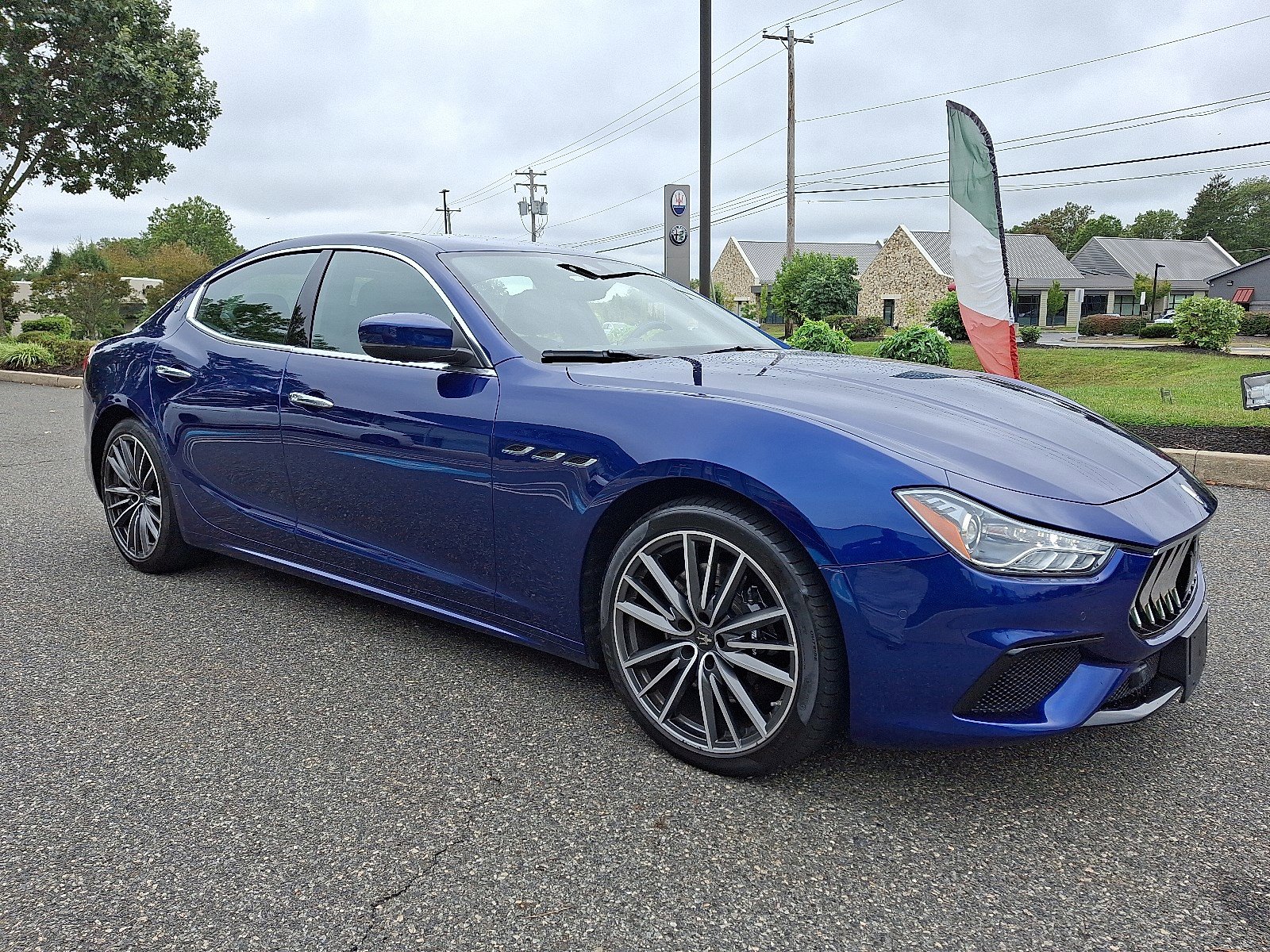 2020 Maserati Ghibli S Q4 photo 3