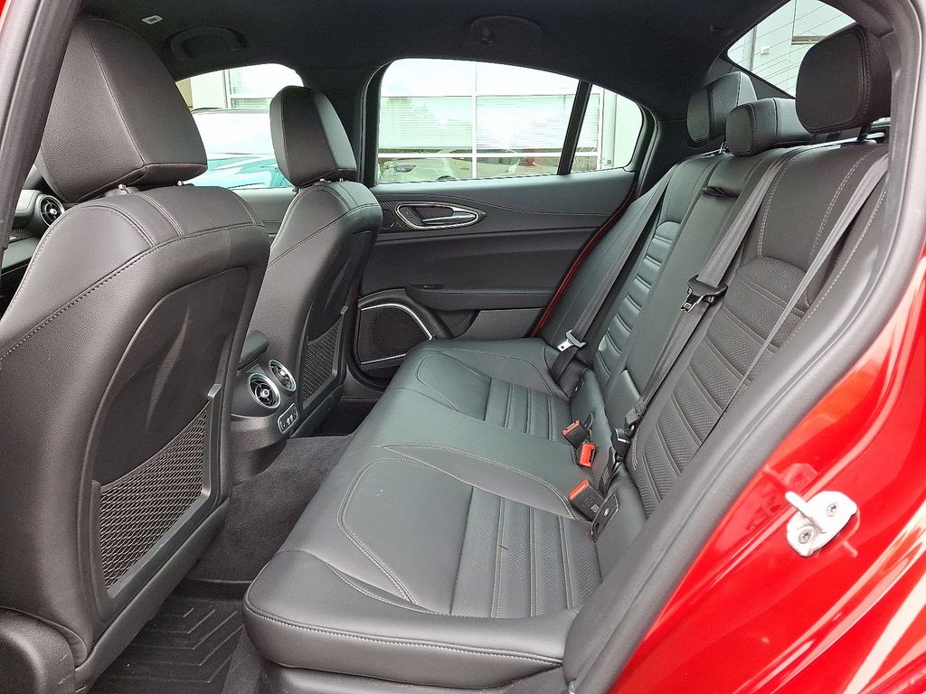 2023 Alfa Romeo Giulia Quadrifoglio - Photo 10