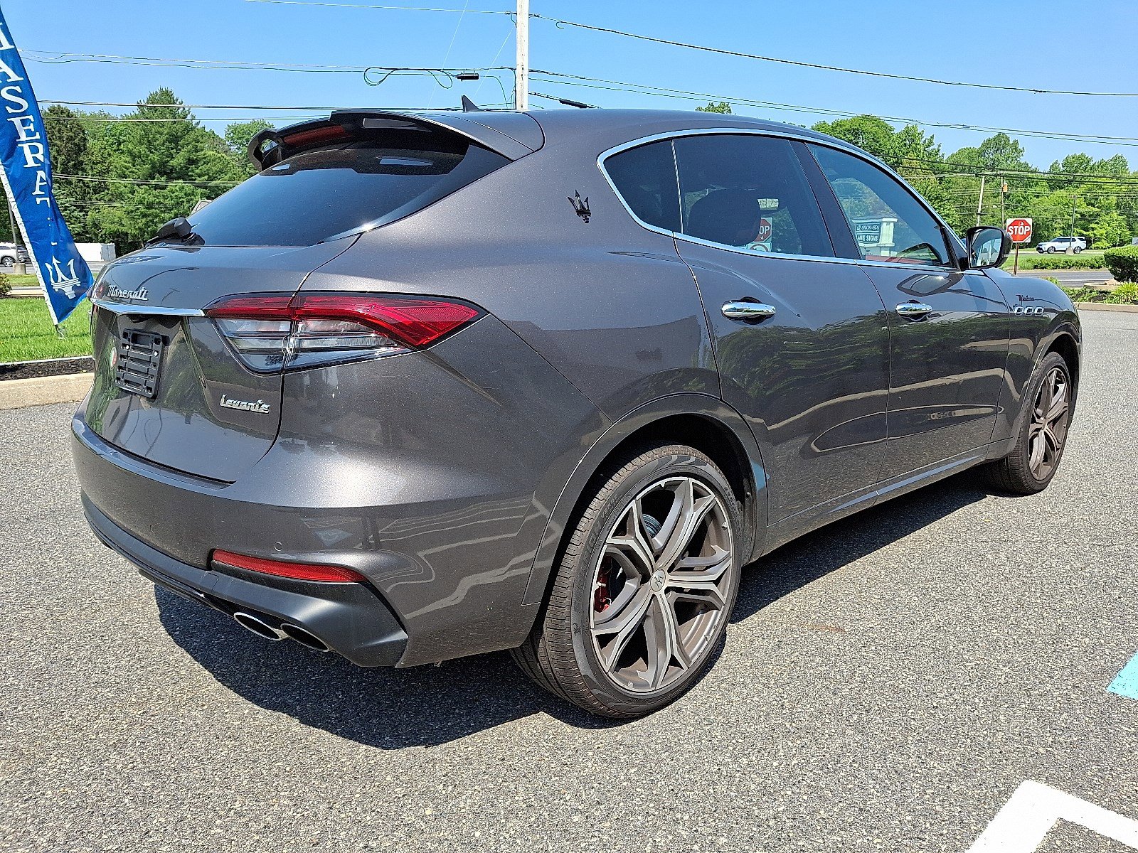 2022 Maserati Levante Modena photo 4