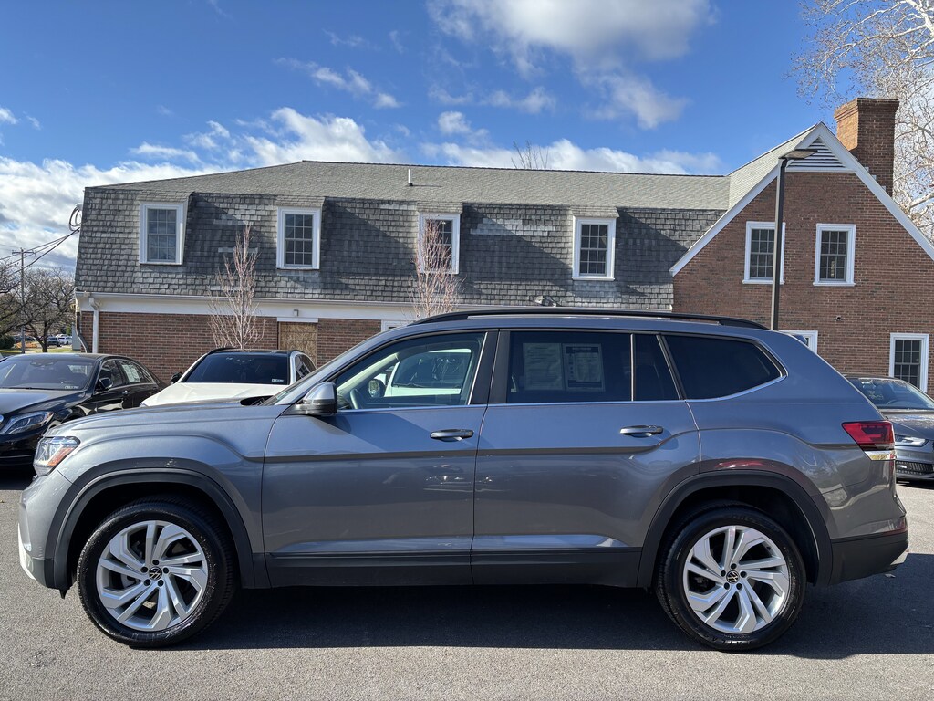 Used 2022 Volkswagen Atlas 3.6L V6 SE w/Technology SUV