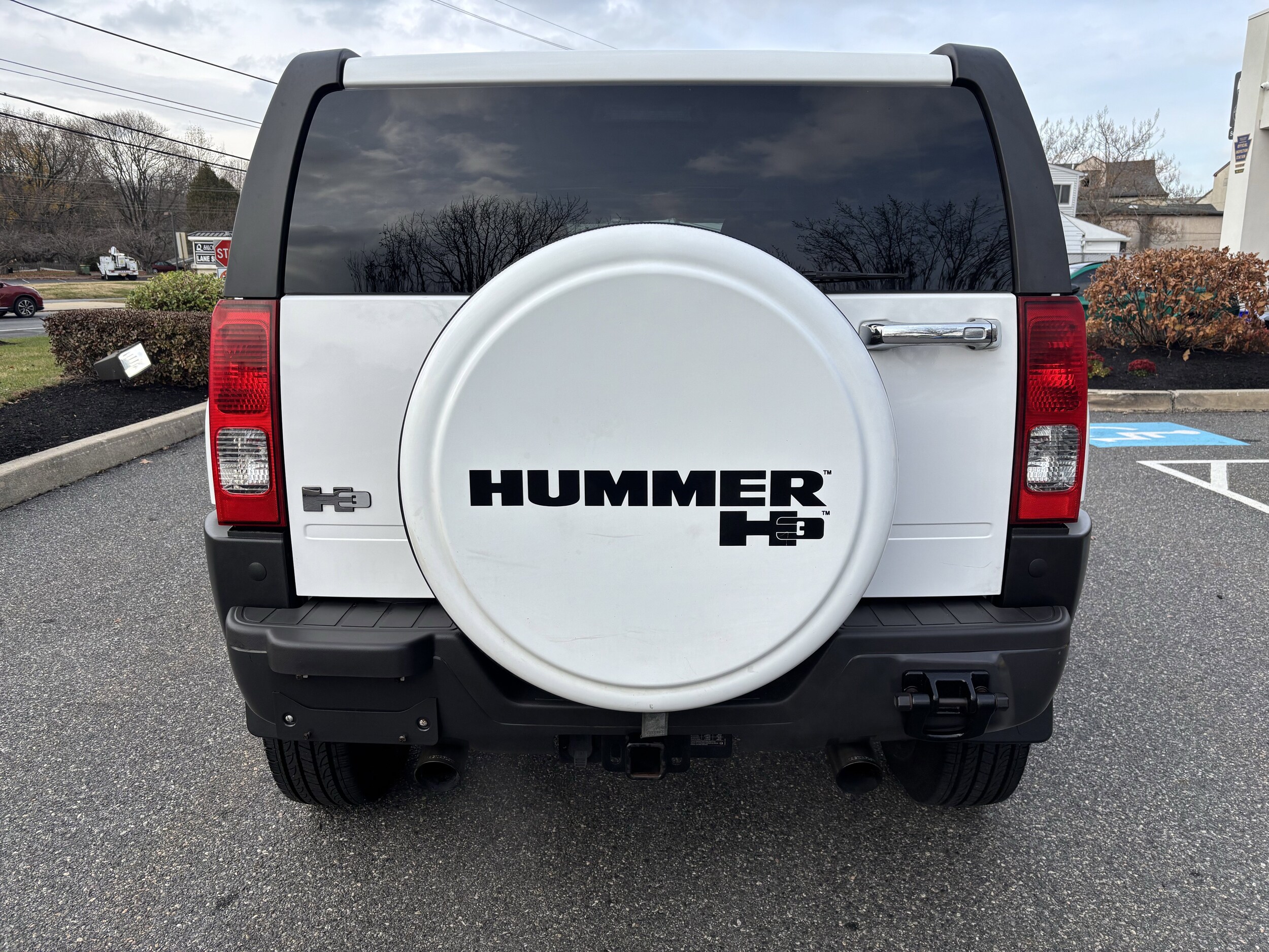 2009 Hummer H3 SUV Base photo 3