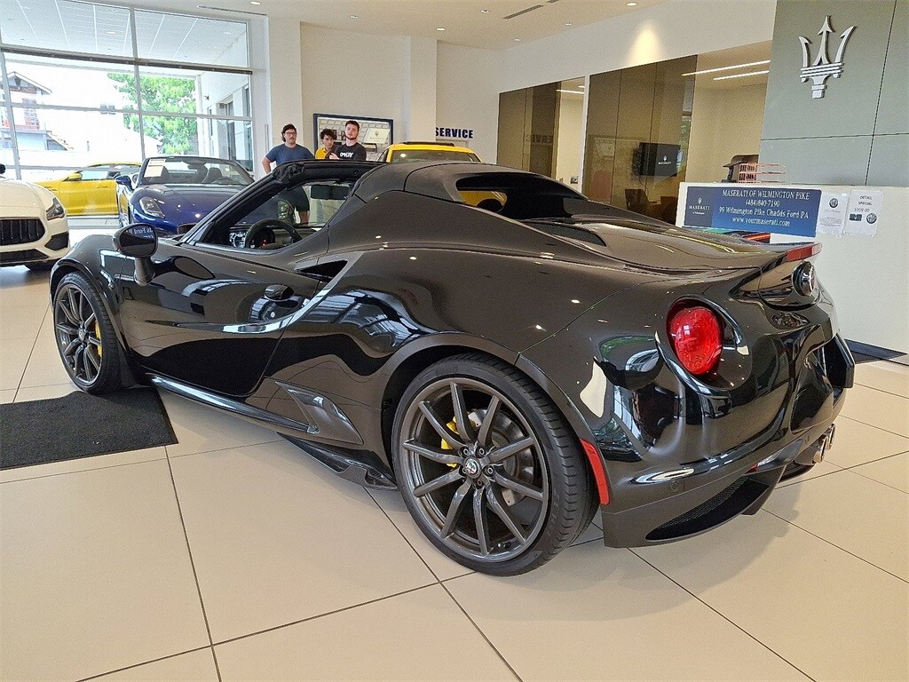 2018 Alfa Romeo 4C SPIDER photo 4