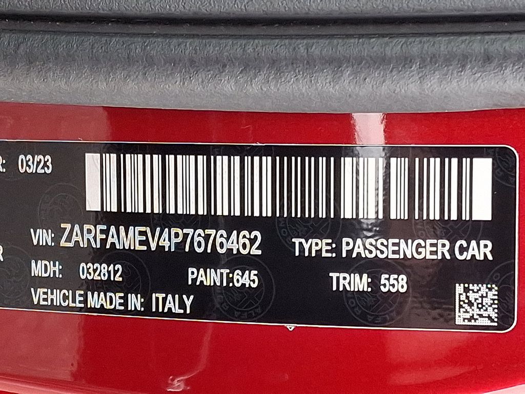 2023 Alfa Romeo Giulia Quadrifoglio - Photo 27