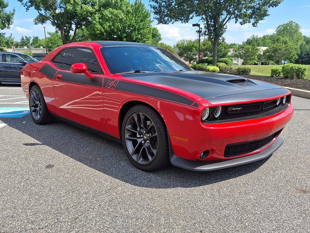 Used 2023 Dodge Challenger R/T Coupe