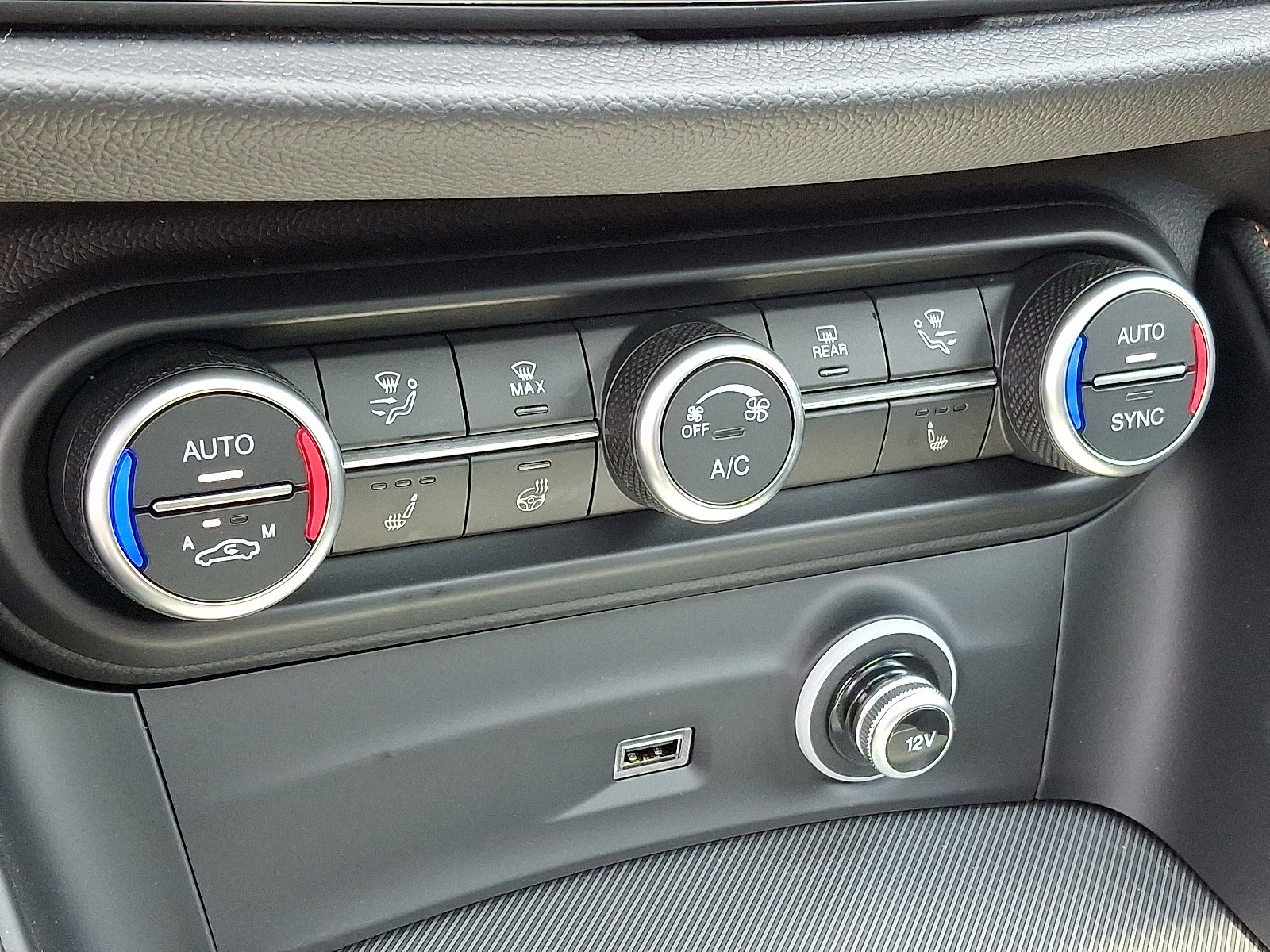 2025 Alfa Romeo Stelvio Intensa - Photo 12