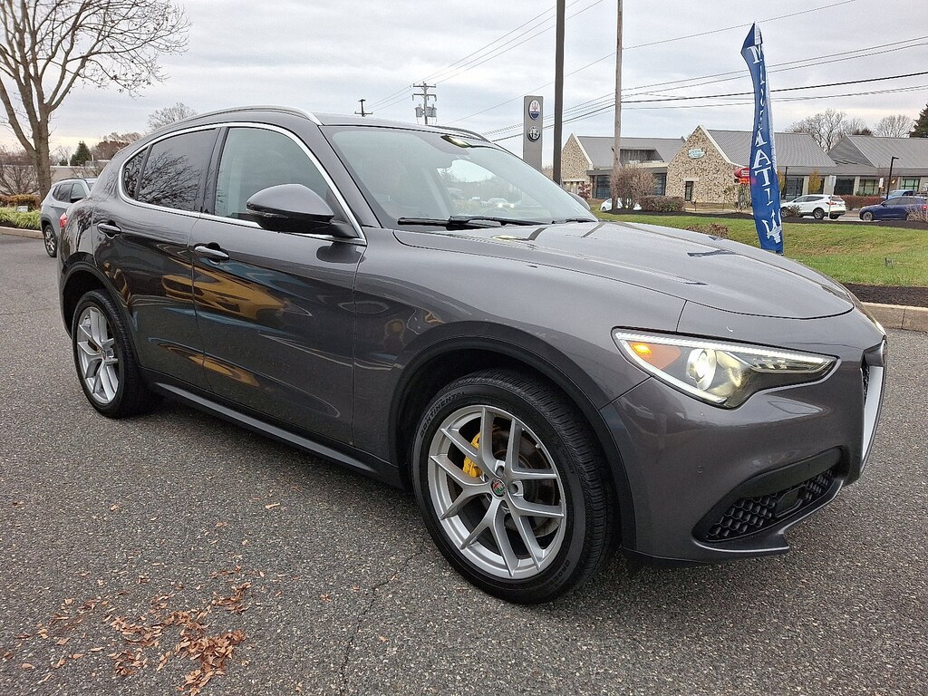 Used 2019 Alfa Romeo Stelvio Ti SUV