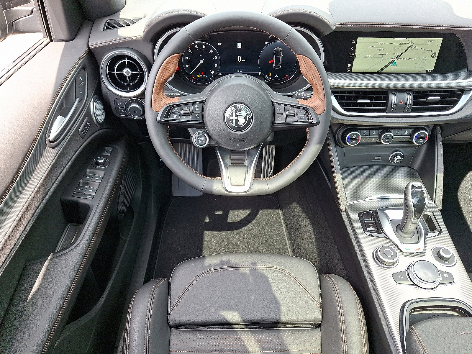 2025 Alfa Romeo Stelvio Intensa - Photo 7