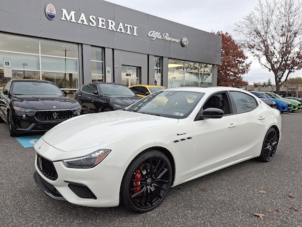 2024 Maserati Ghibli Modena Ultima Q4 Sedan
