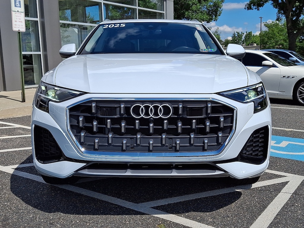 Used 2025 Audi Q8 55 Premium SUV