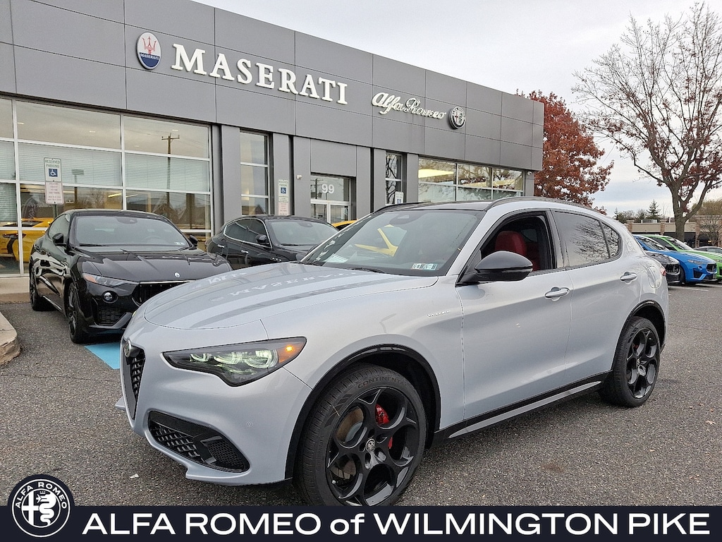 New 2025 Alfa Romeo Stelvio AWD Sport Utility