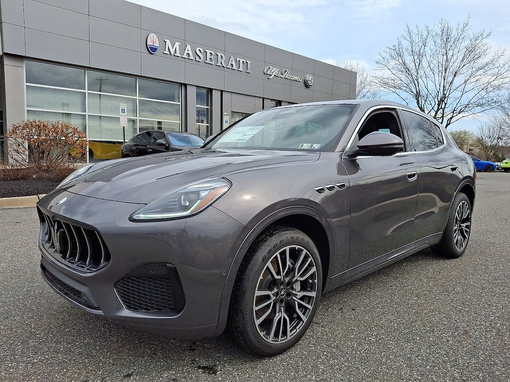 Used 2025 Maserati Grecale SUV