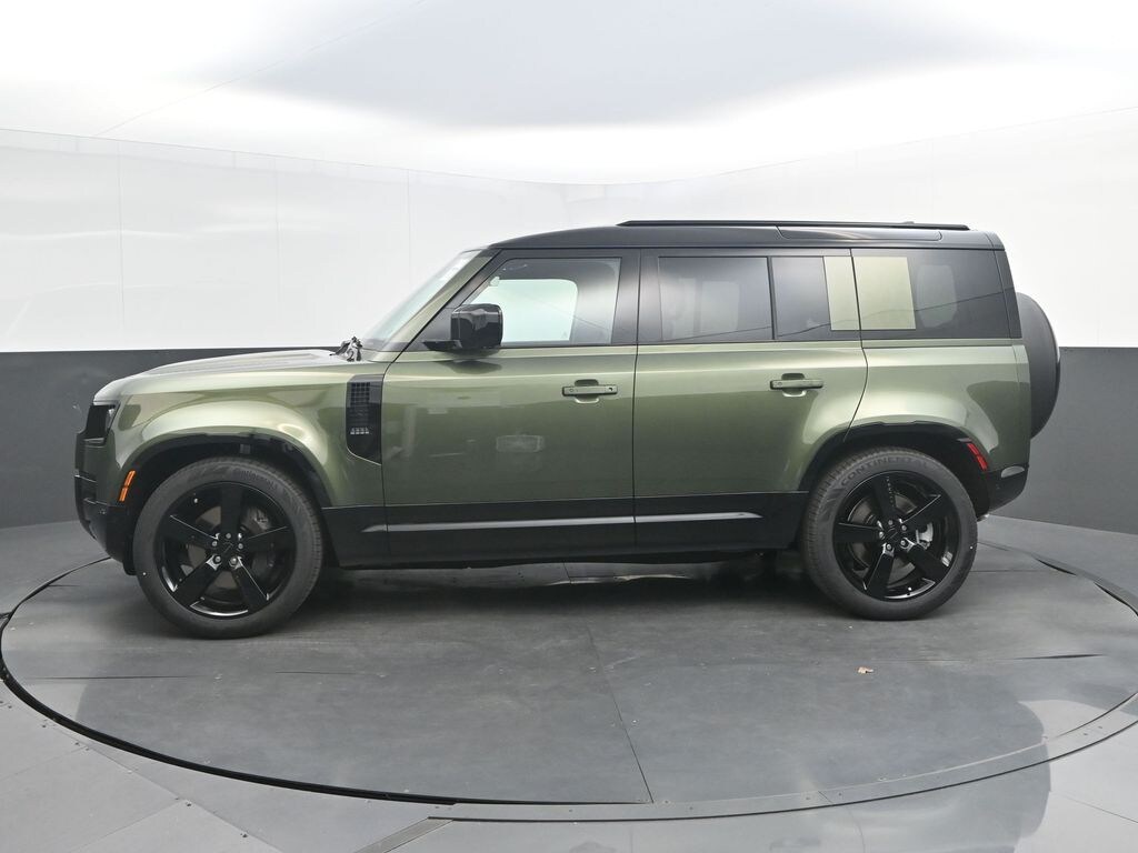New 2026 Land Rover Defender 110 400PS X-Dynamic SE SUV