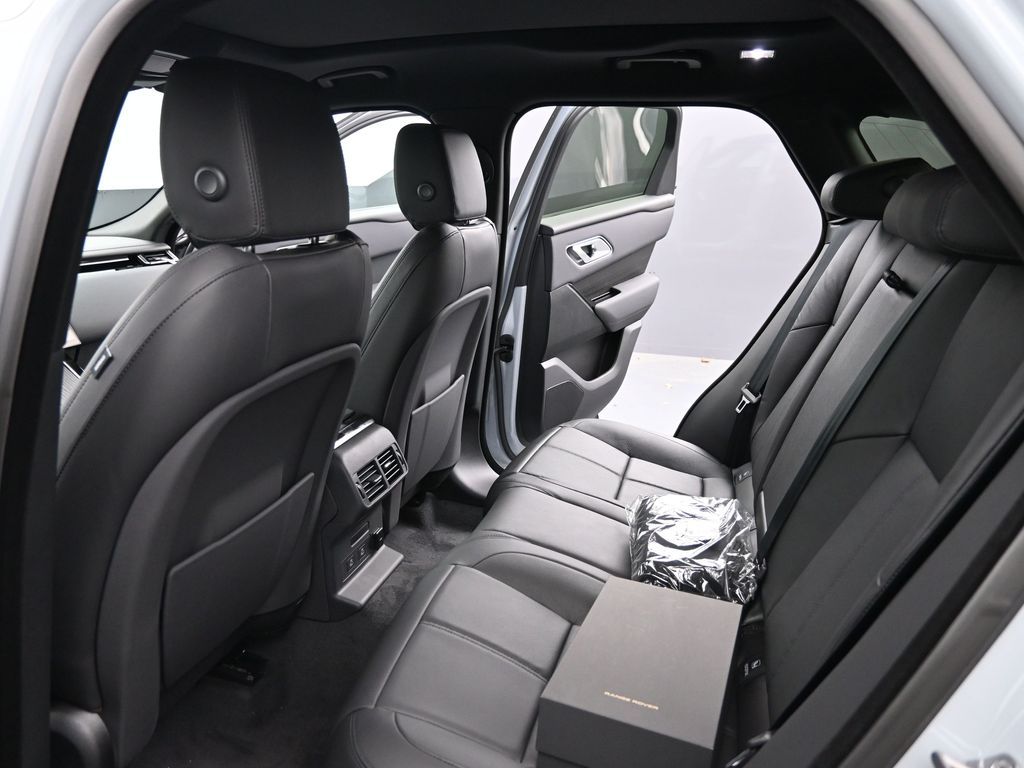 2026 Land Rover Range Rover Velar Dynamic SE - Photo 15