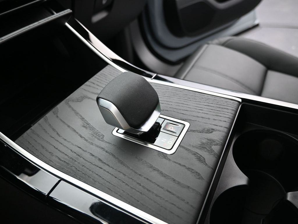 2026 Land Rover Range Rover Velar Dynamic SE - Photo 23