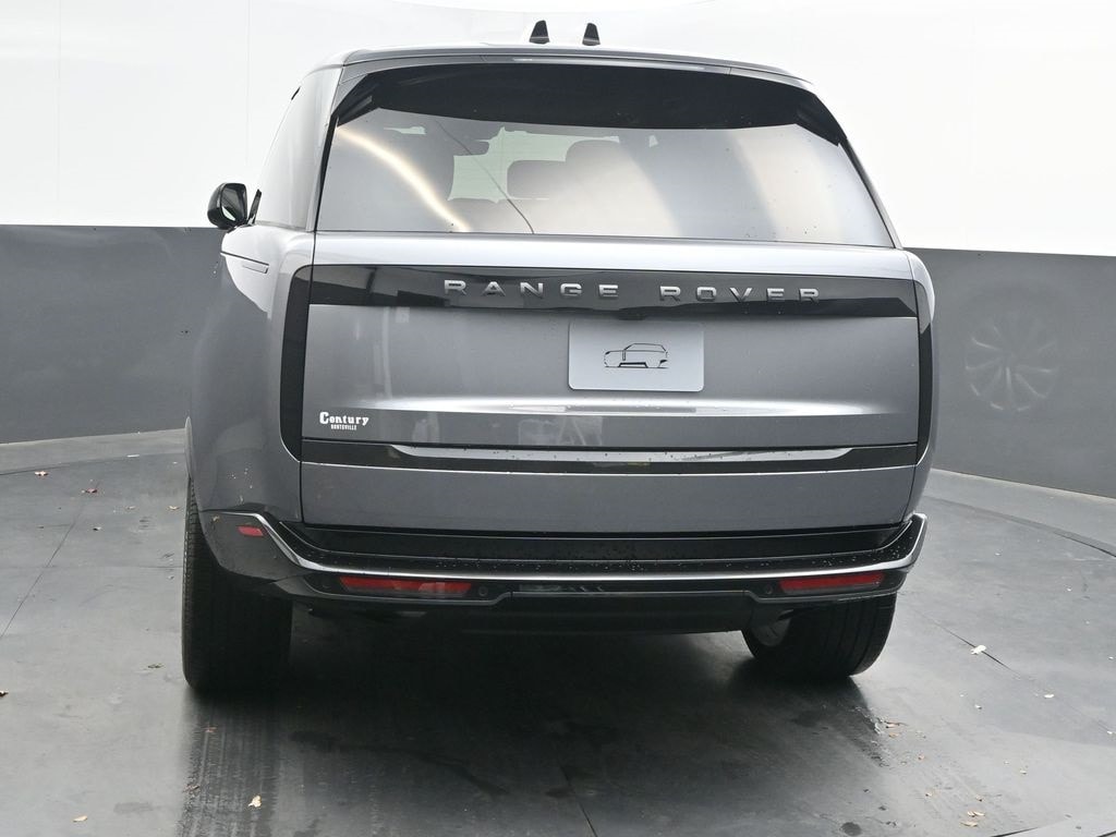 New 2025 Land Rover Range Rover SE SUV