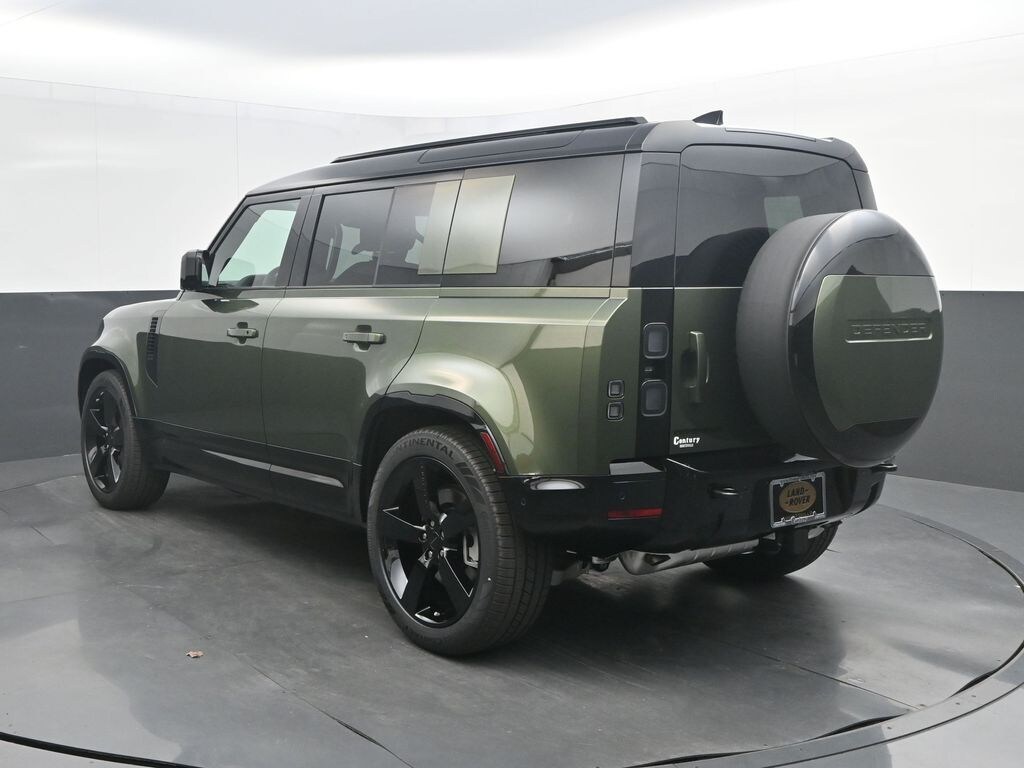 New 2026 Land Rover Defender 110 400PS X-Dynamic SE SUV