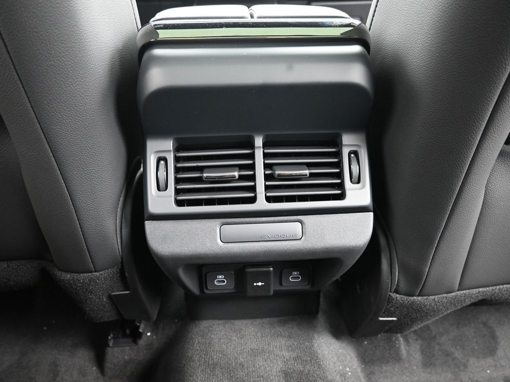 2026 Land Rover Range Rover Evoque Dynamic SE - Photo 17