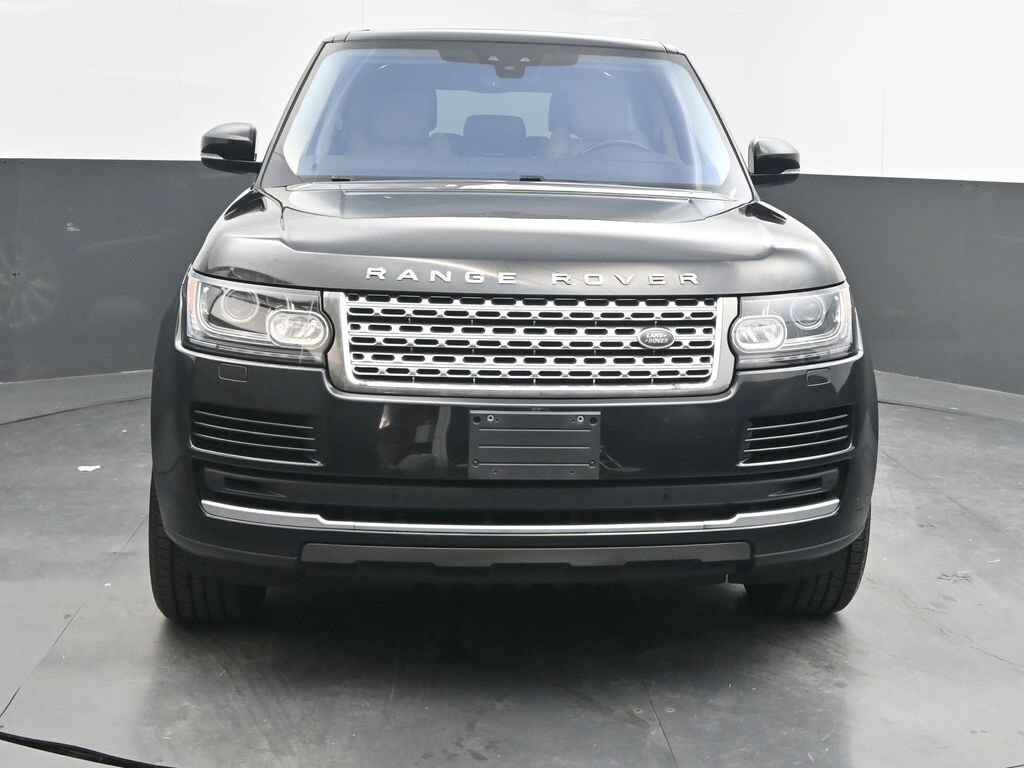 2017 Land Rover Range Rover SuperCharged HSE photo 2
