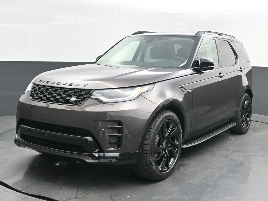 2025 Land Rover Discovery Dynamic SE's photo