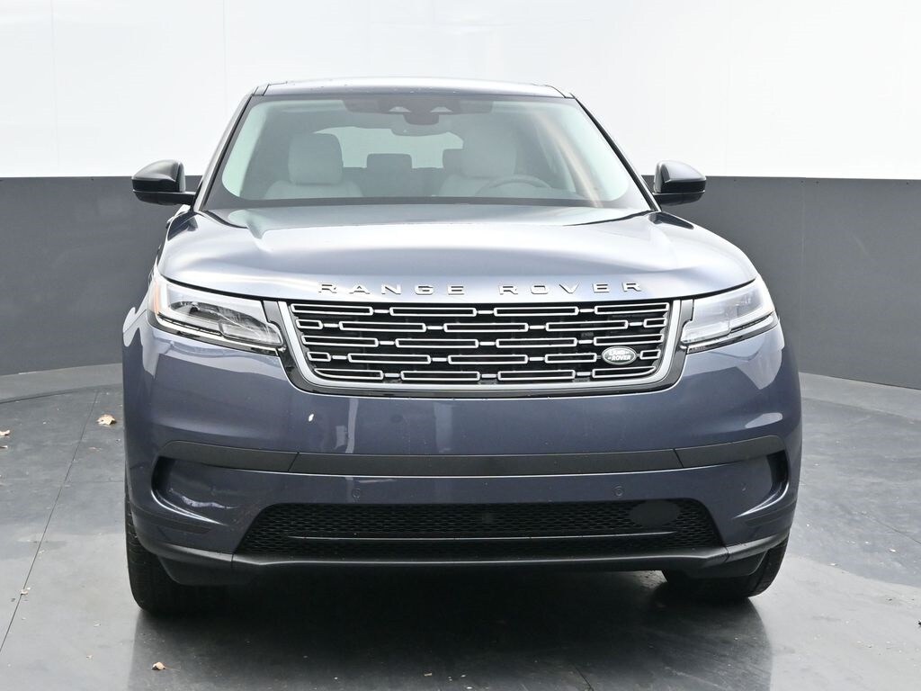 2025 Land Rover Range Rover Velar P250 S photo 2