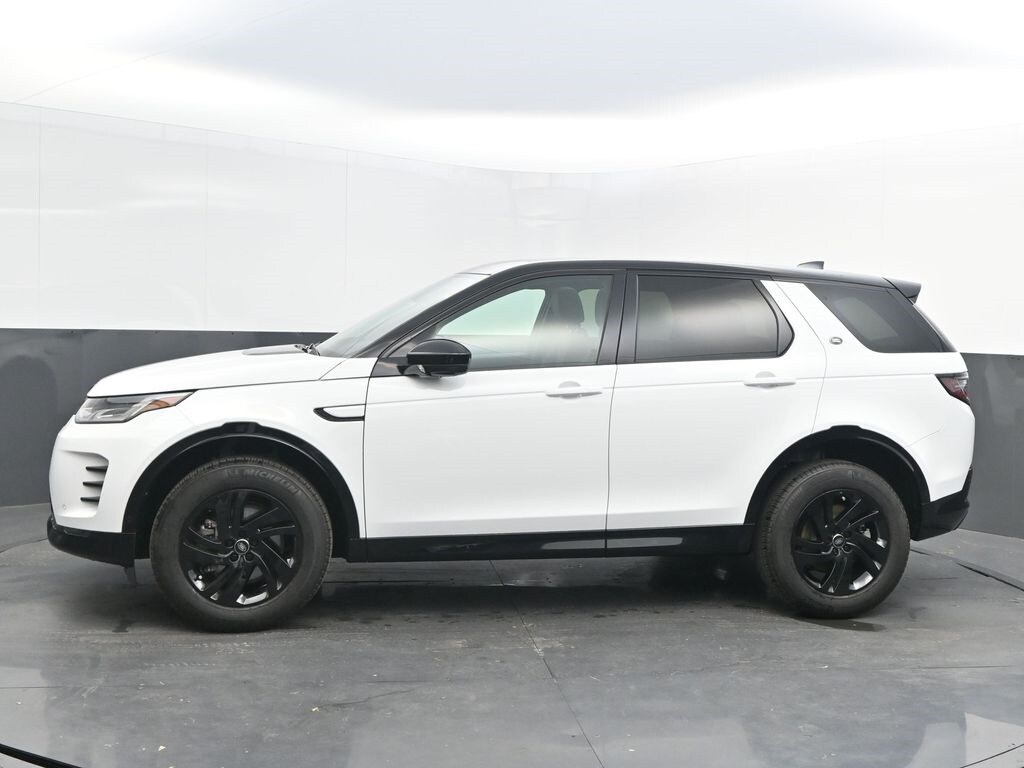 2025 Land Rover Discovery Sport Dynamic SE photo 3
