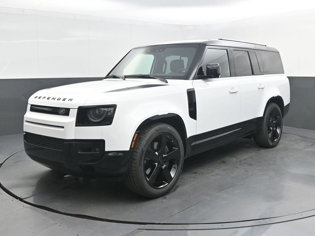 2026 Land Rover Defender 130 X-Dynamic SE P400's photo