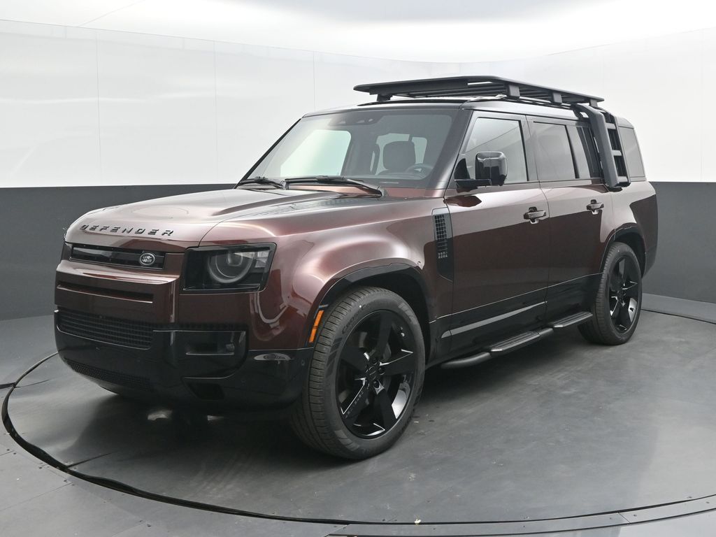 2026 Land Rover Defender 130 X-Dynamic SE P400's photo