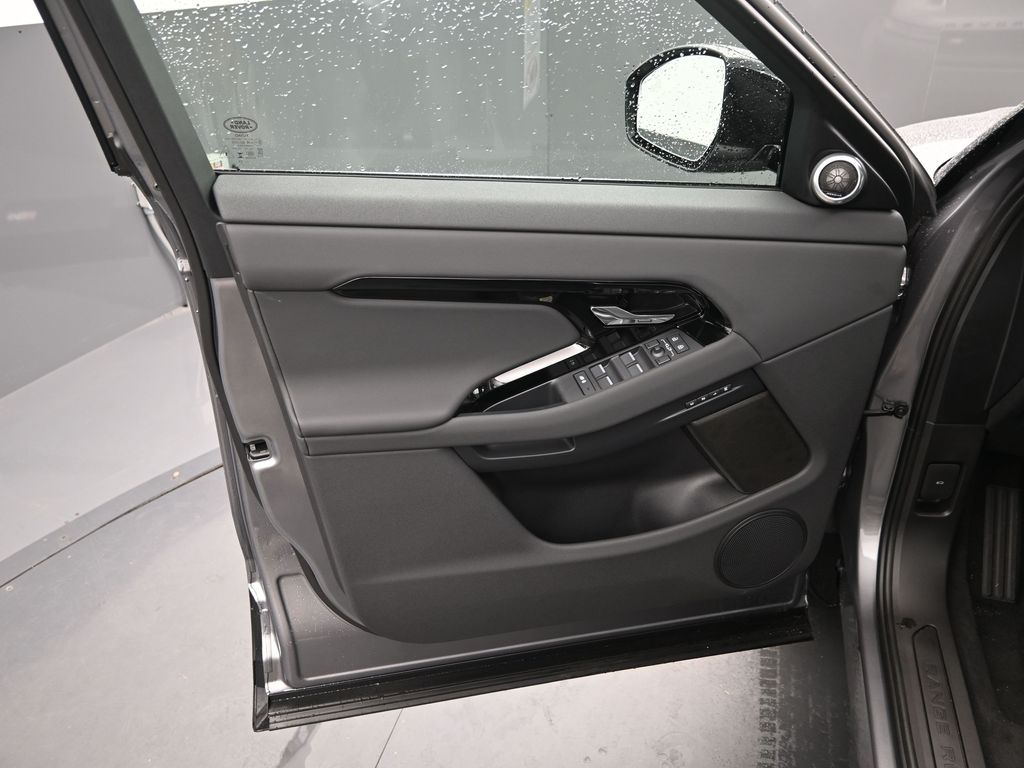 2026 Land Rover Range Rover Evoque S - Photo 18