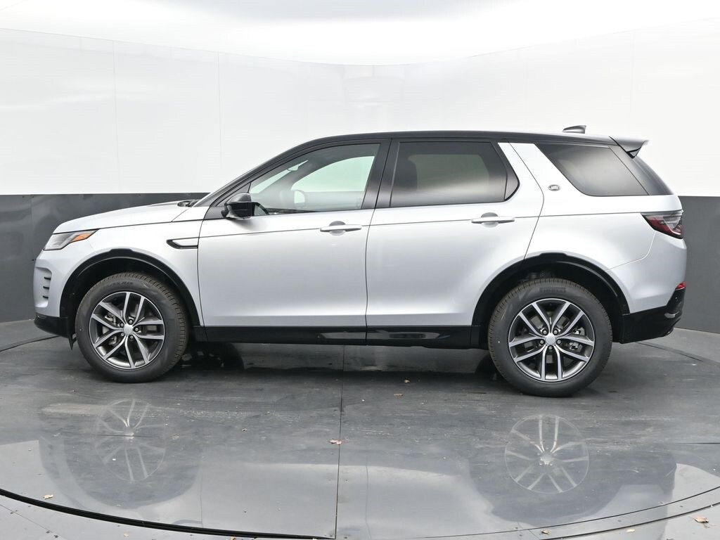 2025 Land Rover Discovery Sport Dynamic SE photo 2