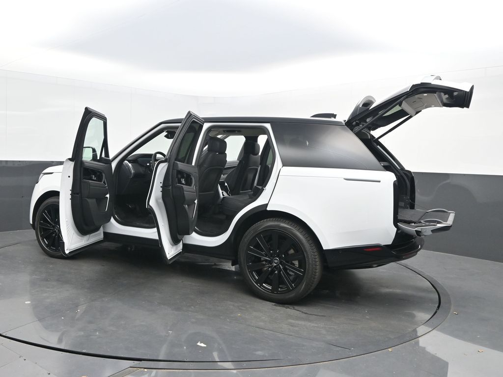 2025 Land Rover Range Rover SE - Photo 48