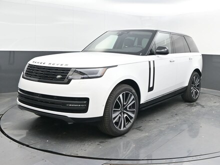 2025 Land Rover Range Rover SE SUV