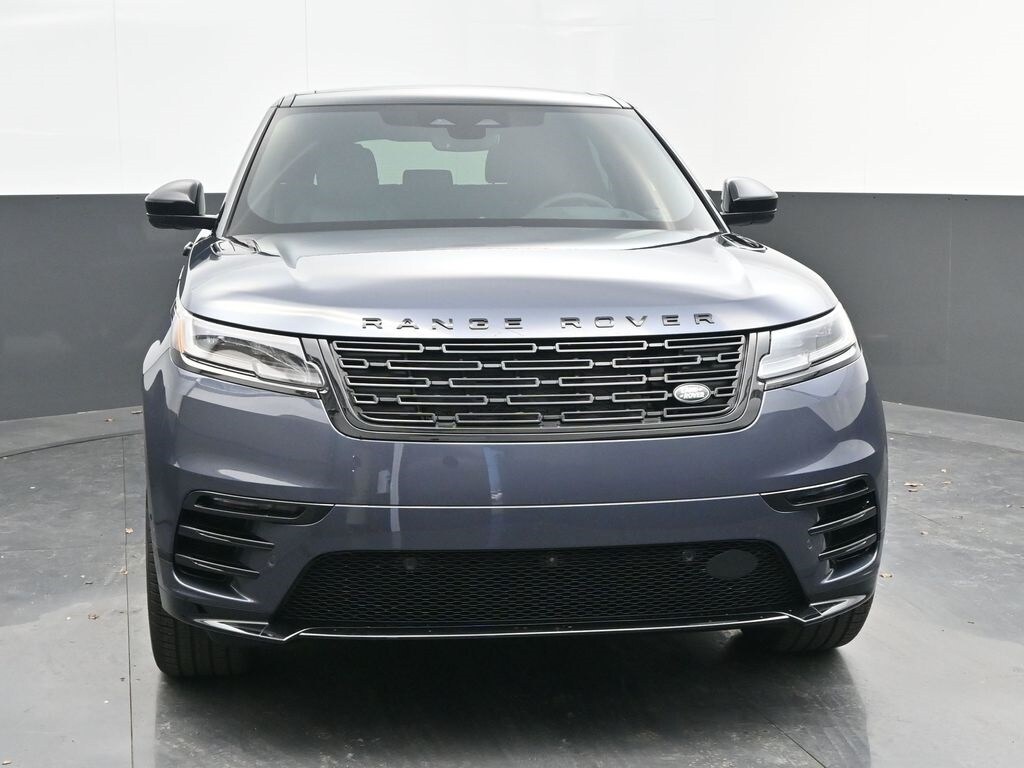2025 Land Rover Range Rover Velar SE photo 2