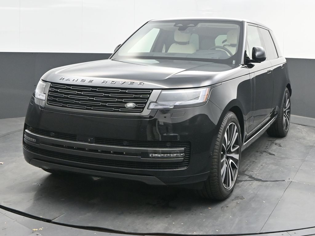 New 2025 Land Rover Range Rover SE 530PS SUV