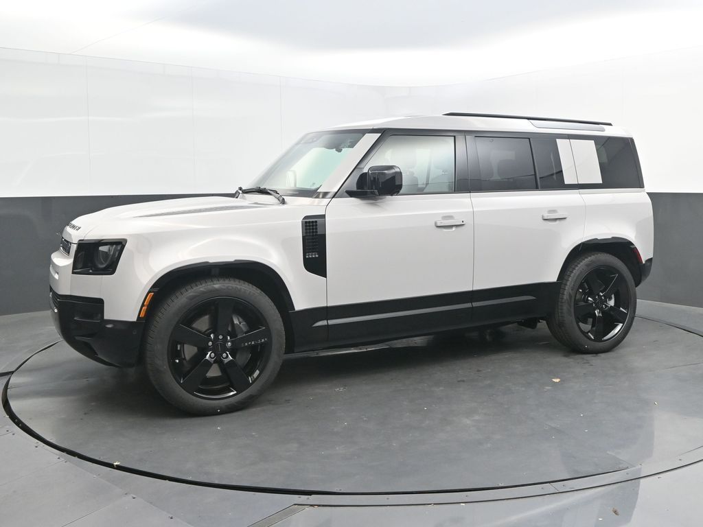2026 Land Rover Defender 110 X-Dynamic SE P400's photo