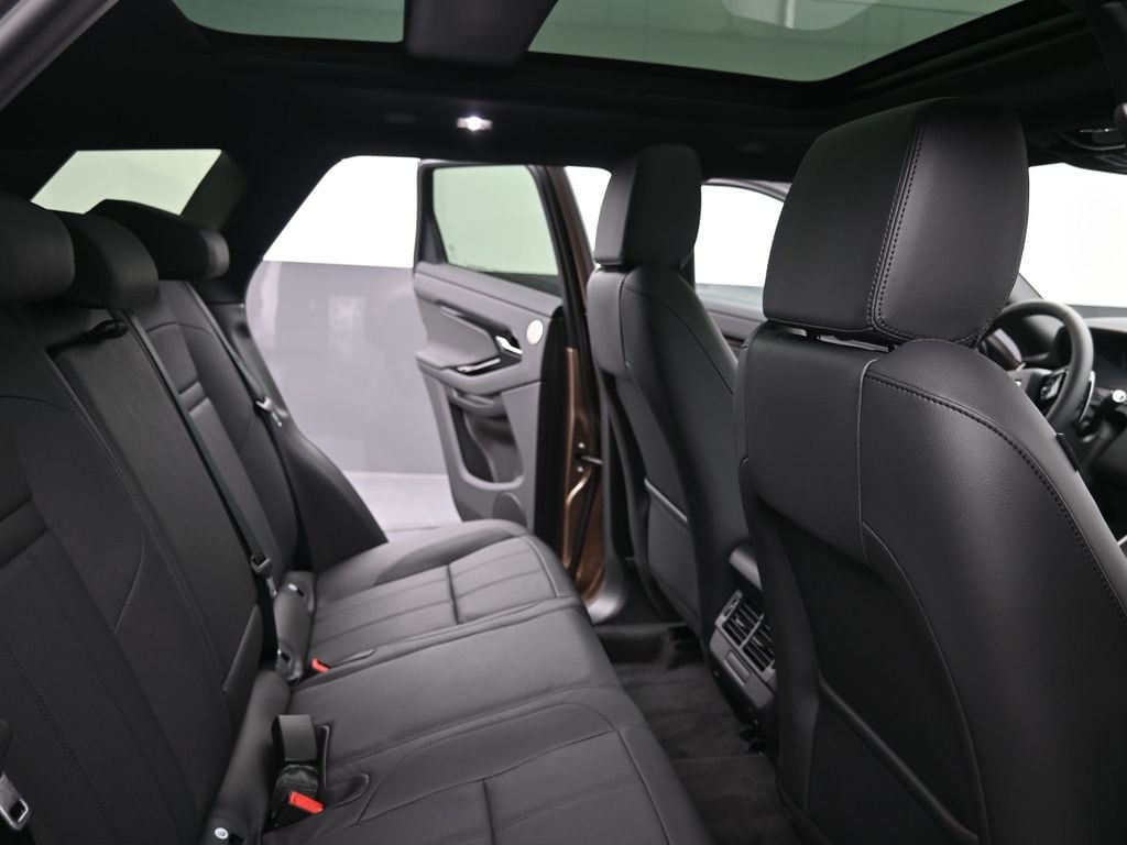 2026 Land Rover Range Rover Evoque Dynamic SE - Photo 13