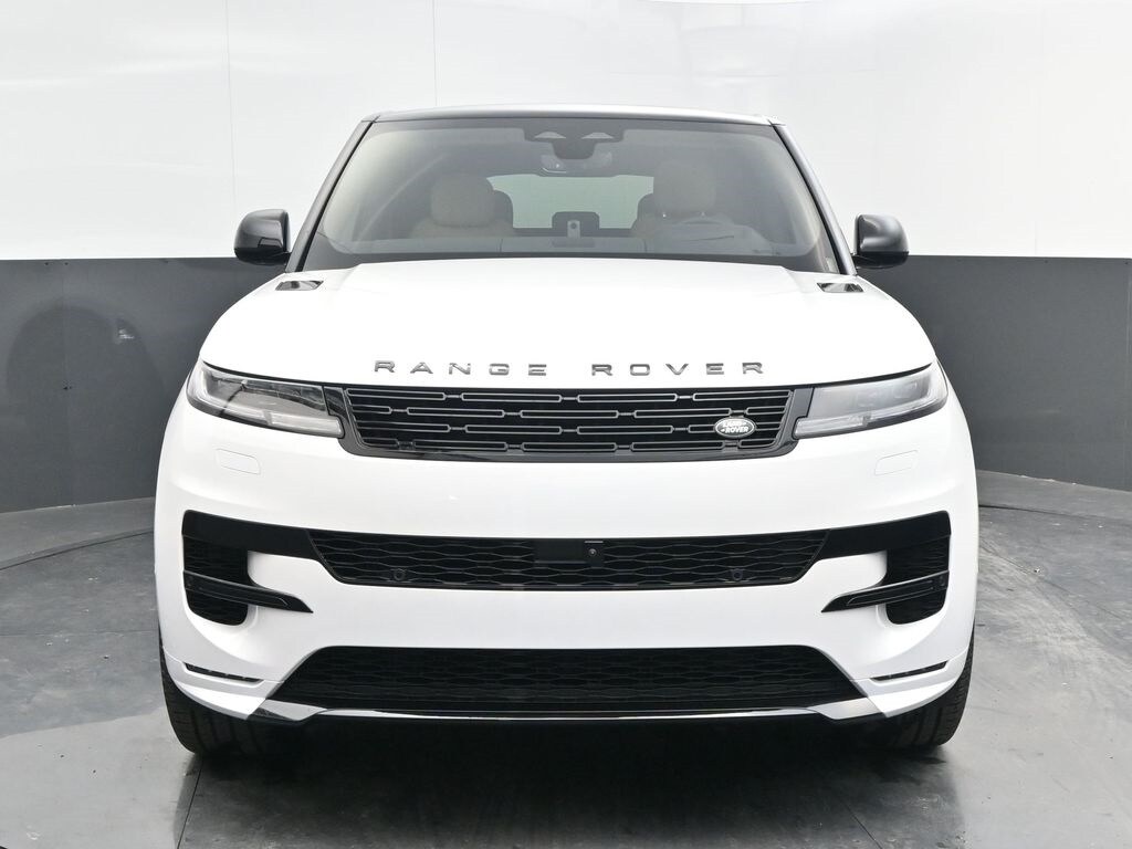 2025 Land Rover Range Rover Sport SE photo 2