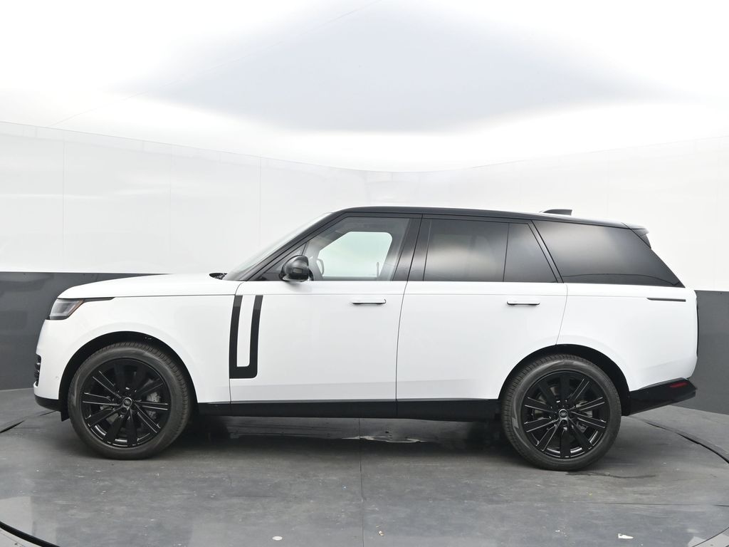 New 2025 Land Rover Range Rover SE SUV