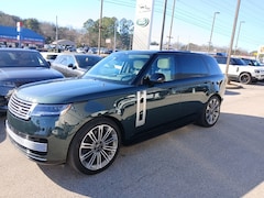 2025 Land Rover Range Rover P615 SV SUV