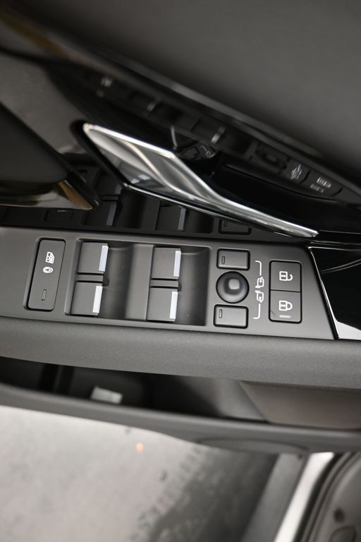 2026 Land Rover Range Rover Evoque S - Photo 19