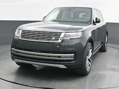 2025 Land Rover Range Rover P400 SE SUV