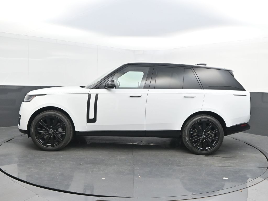 New 2025 Land Rover Range Rover SE SUV