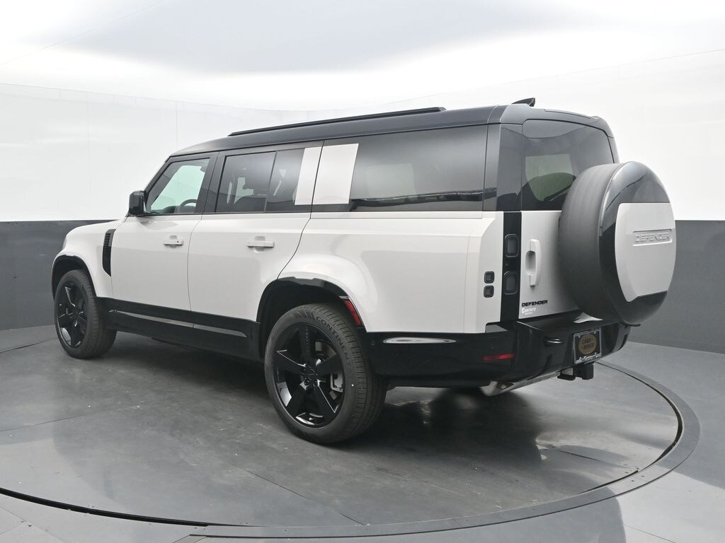New 2026 Land Rover Defender 130 400PS X-Dynamic SE SUV