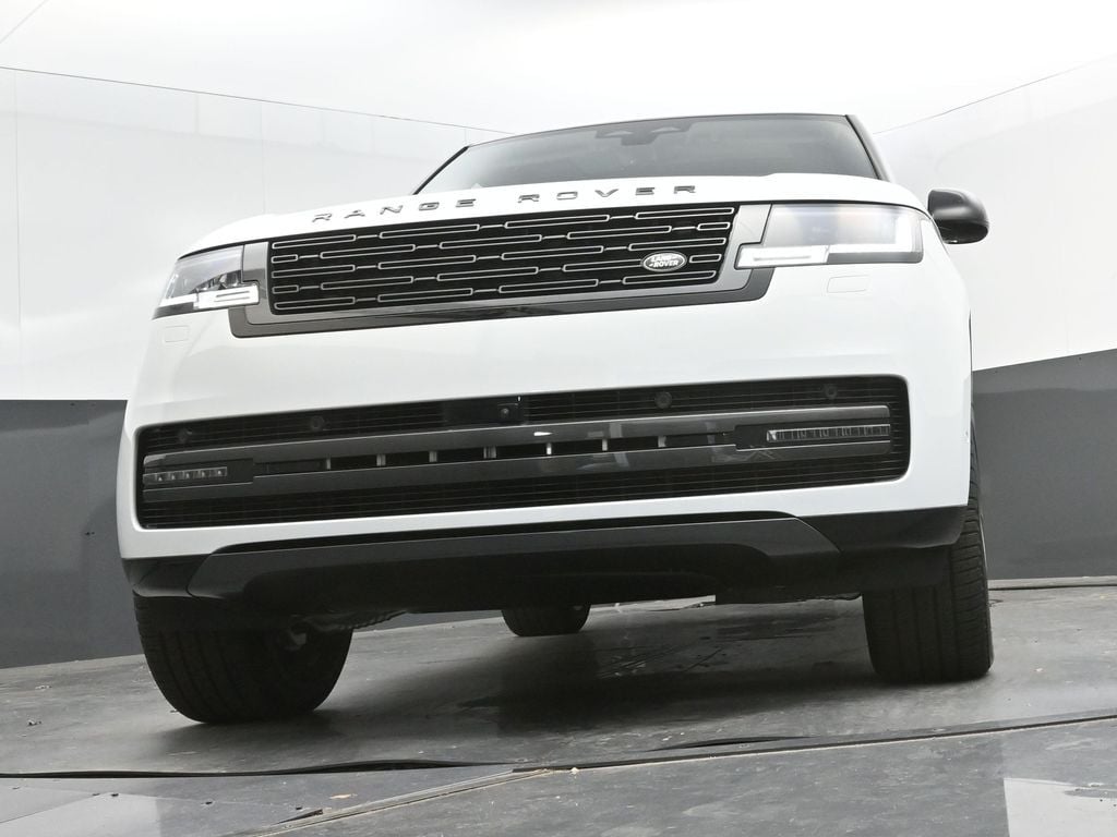 2025 Land Rover Range Rover SE - Photo 46