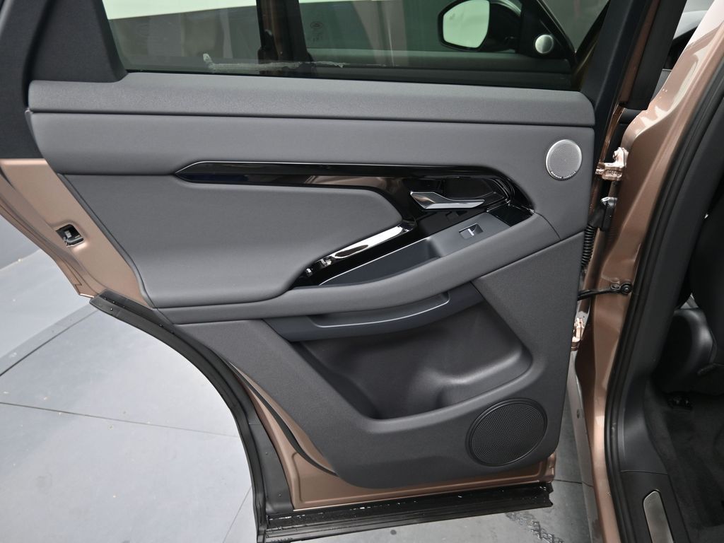 New 2026 Land Rover Range Rover Evoque Dynamic SE For Sale
