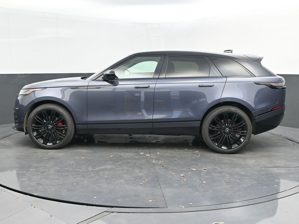 2025 Land Rover Range Rover Velar SE photo 4