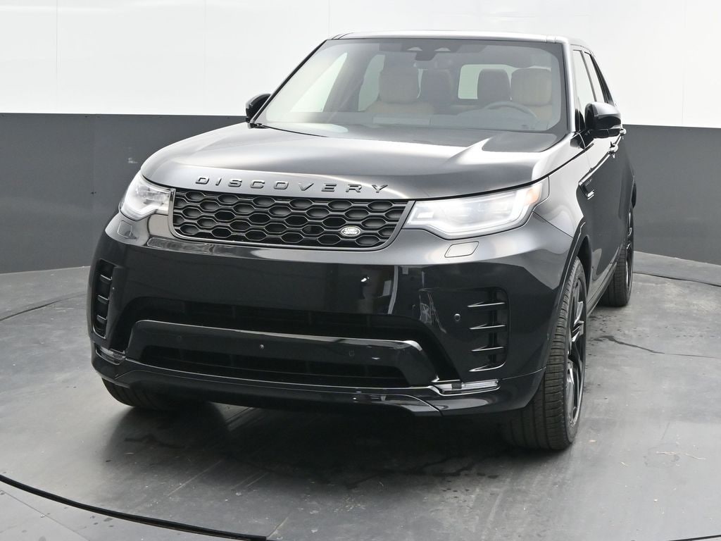New 2025 Land Rover Discovery Dynamic SE SUV