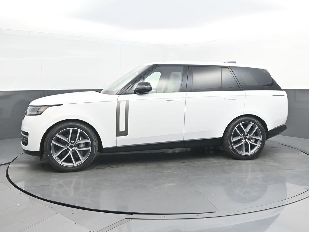 New 2026 Land Rover Range Rover SE SUV