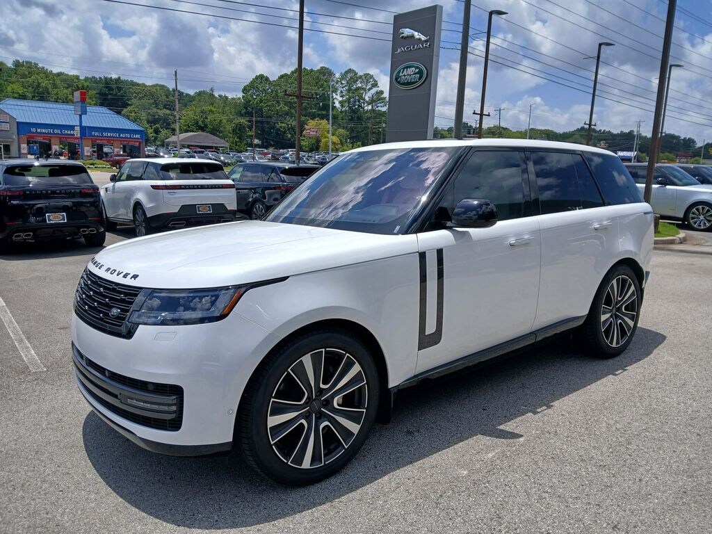 Used 2023 Land Rover Range Rover P400 SE SUV