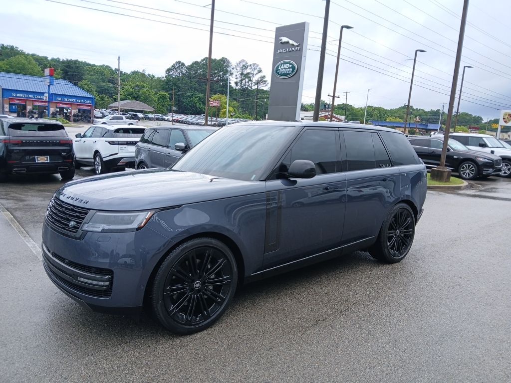 2025 Land Rover Range Rover 3.0 SE SWB's photo